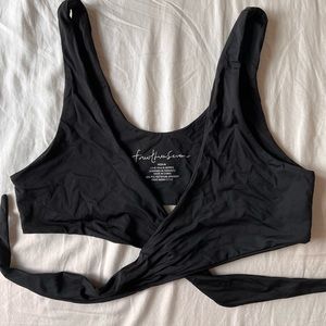 437 Kenzie Bikini Top (M)